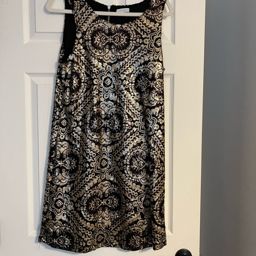 Jun & Ivy Black and Gold Sequin Dress, Size Large